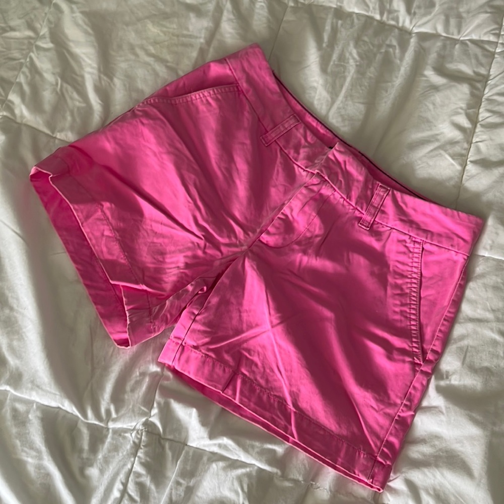💖 Tommy Hilfiger Neon Pink Shorts